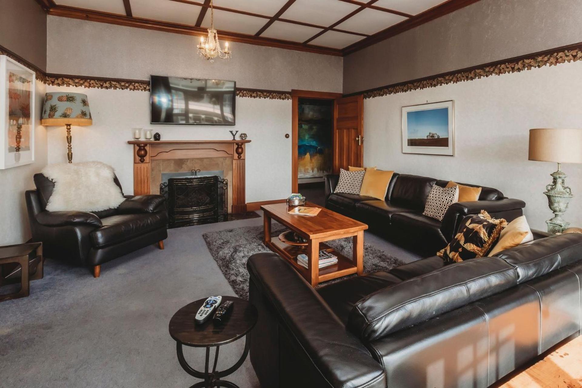Villa Timata Ora Sleeps 14 New Plymouth Exterior foto